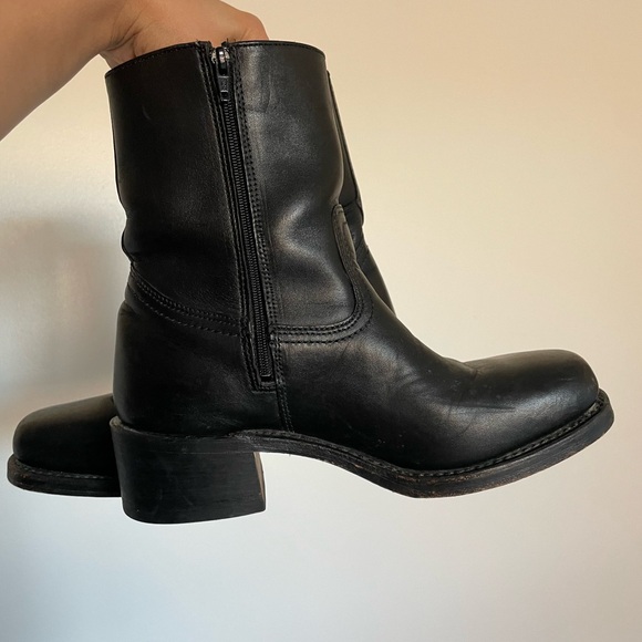 Frye campus - Picture 4 of 6